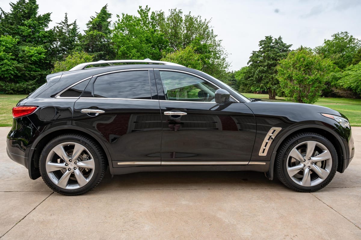 
								Infinity FX50 2013 full									