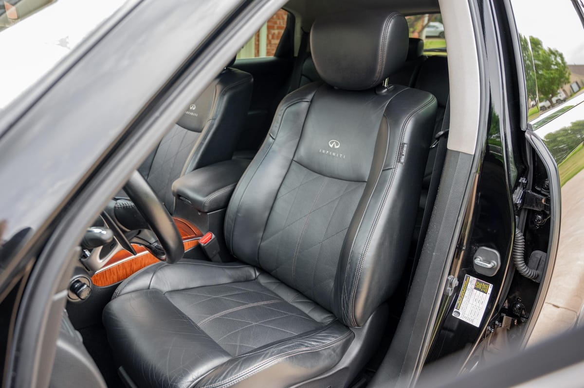 
								Infinity FX50 2013 full									