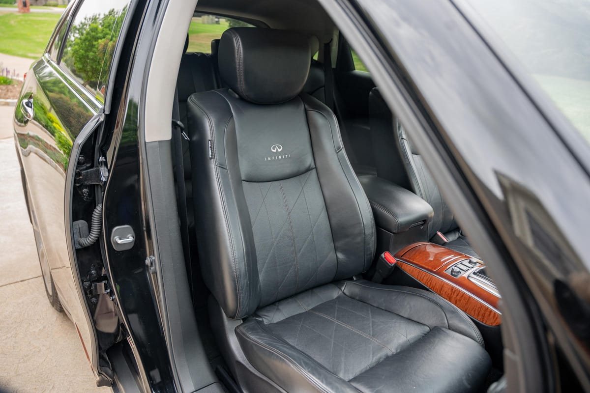 
								Infinity FX50 2013 full									