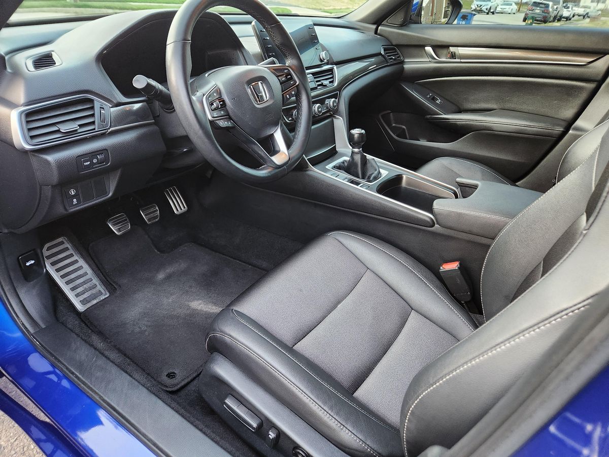 
								Honda Accord 2019 full									