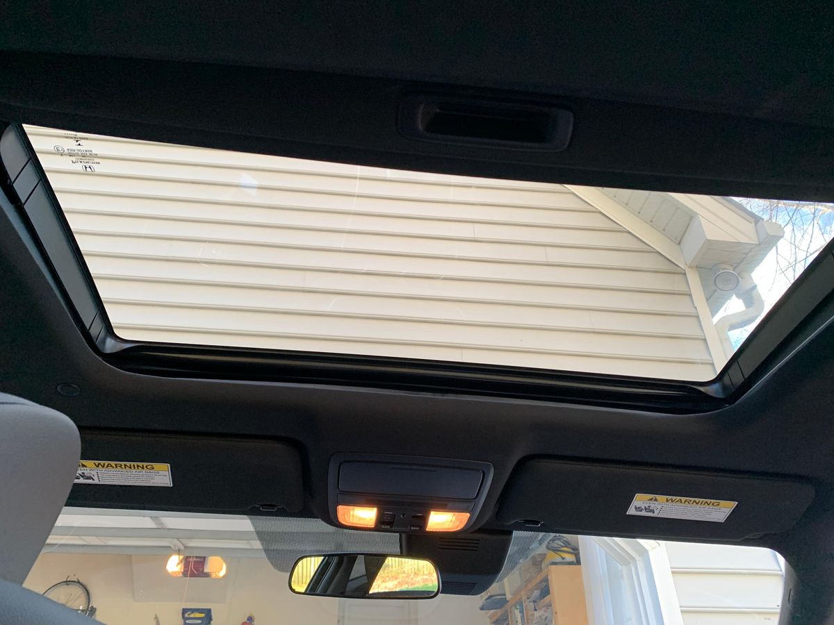 
								Honda Accord 2018 full									