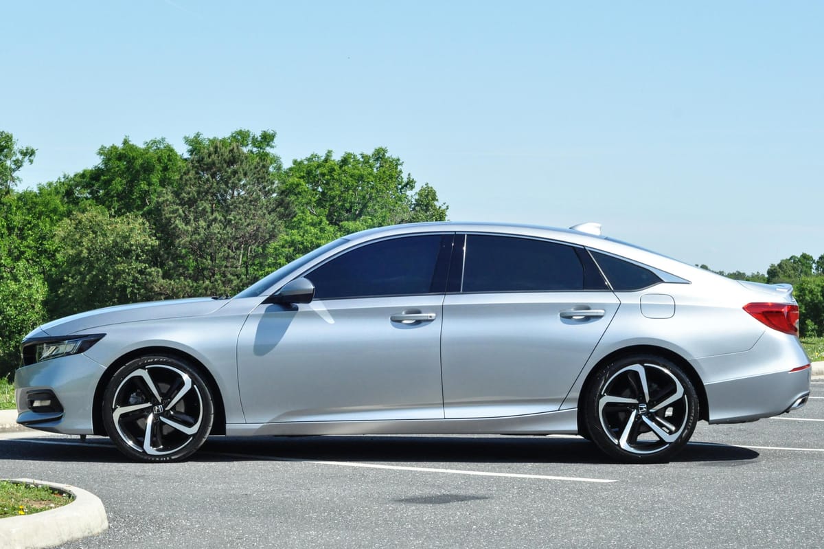 
								Honda Accord 2018 full									