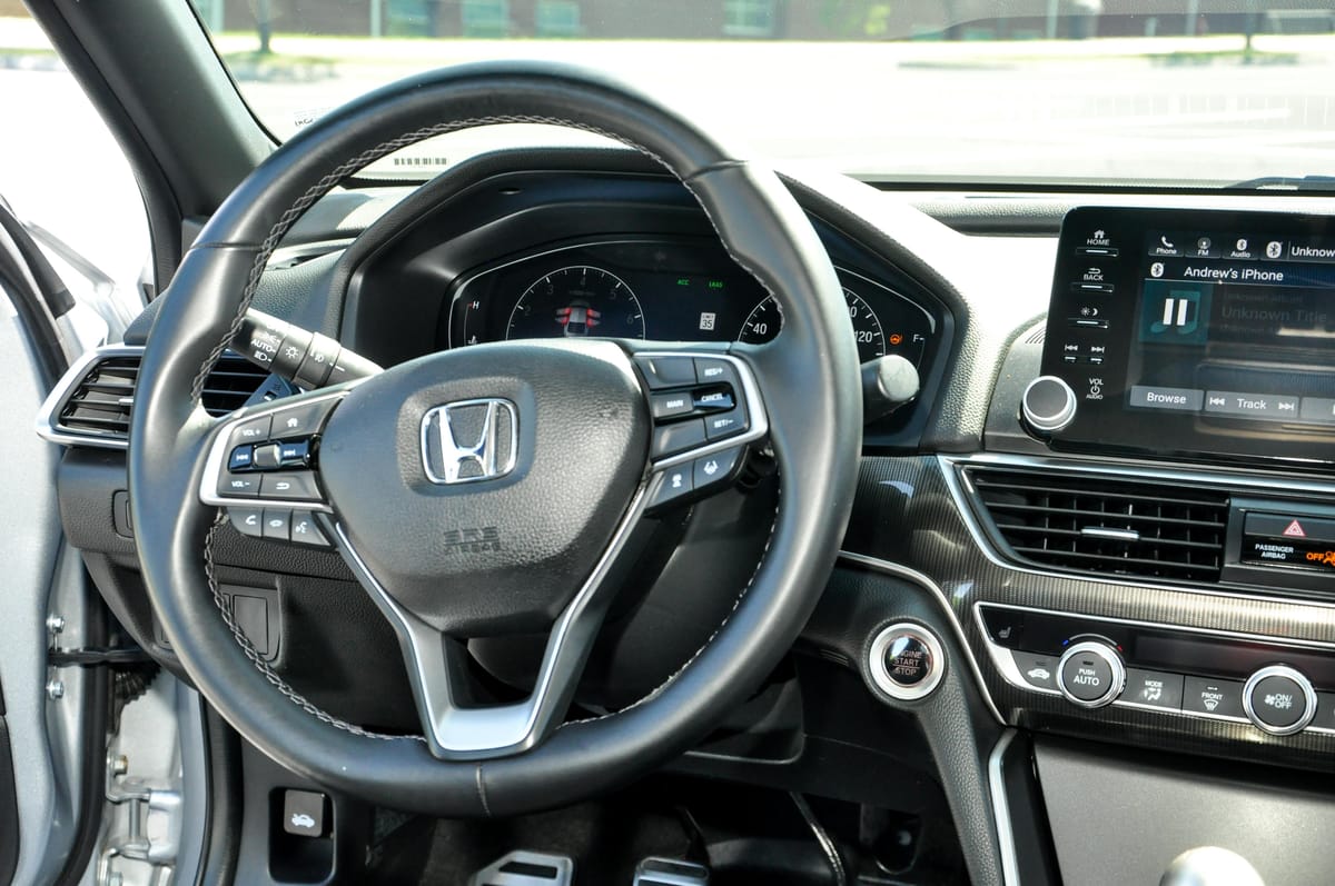 
								Honda Accord 2018 full									