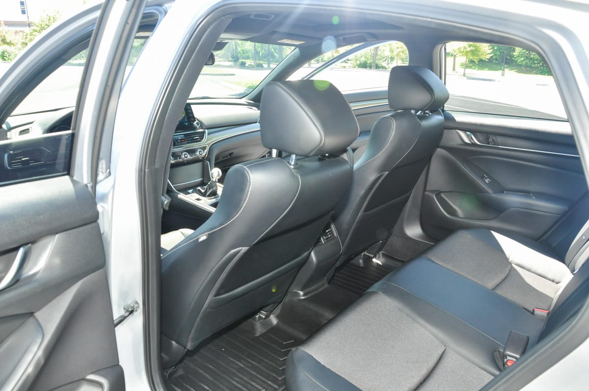 
								Honda Accord 2018 full									