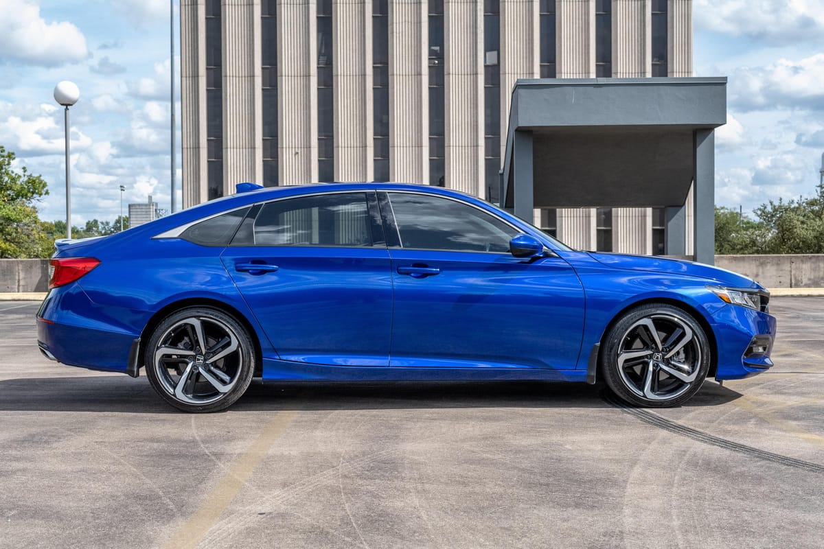 
								Honda Accord 2019 full									