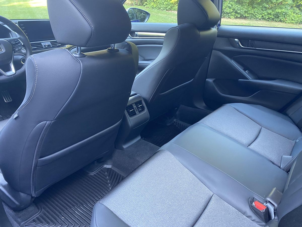 
								Honda Accord 2018 full									