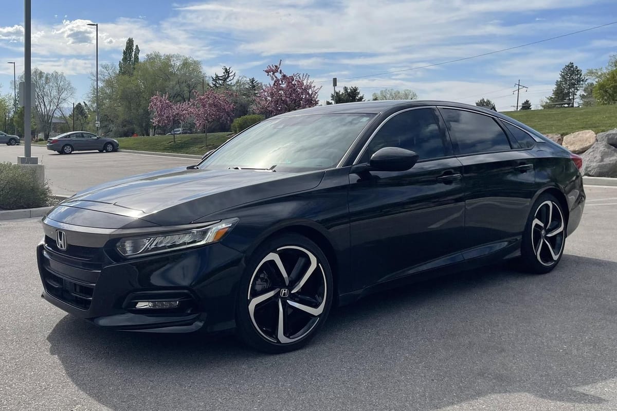 
								Honda Accord 2018 full									