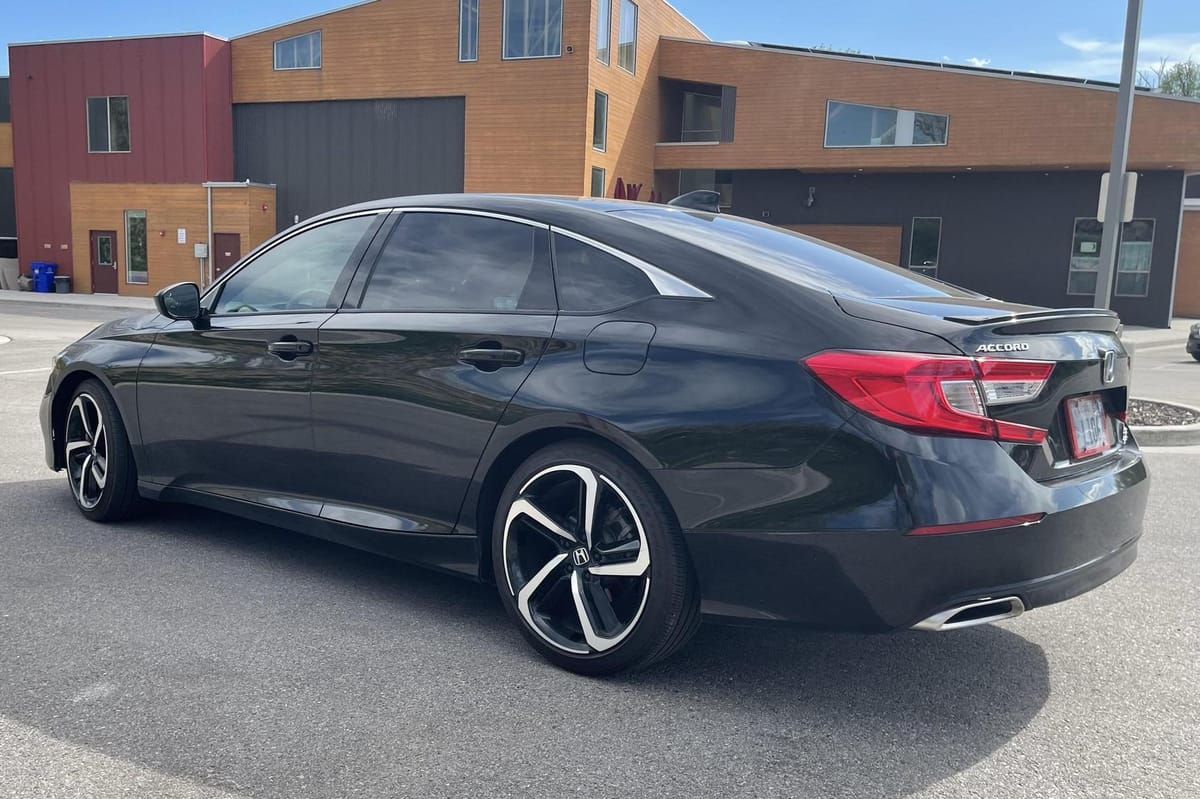 
								Honda Accord 2018 full									