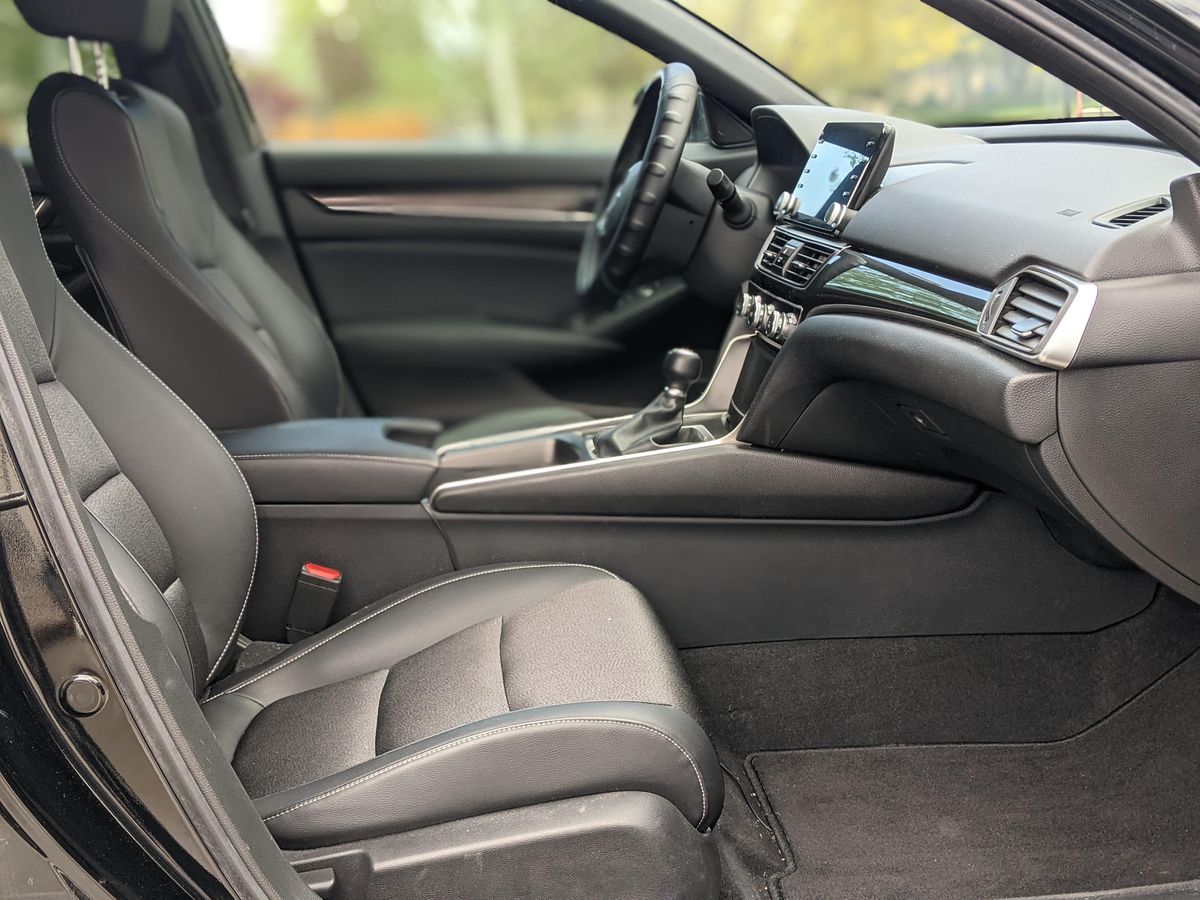 
								Honda Accord 2018 full									