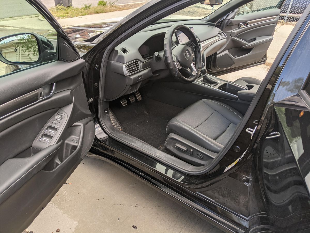 
								Honda Accord 2018 full									