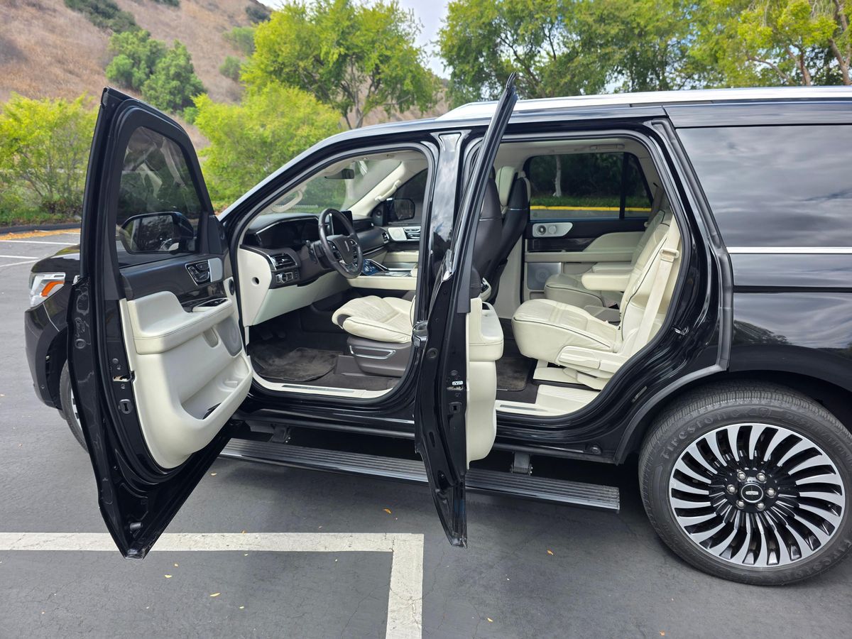 
								Lincoln Navigator 2018 full									