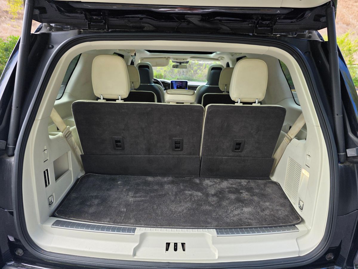 
								Lincoln Navigator 2018 full									