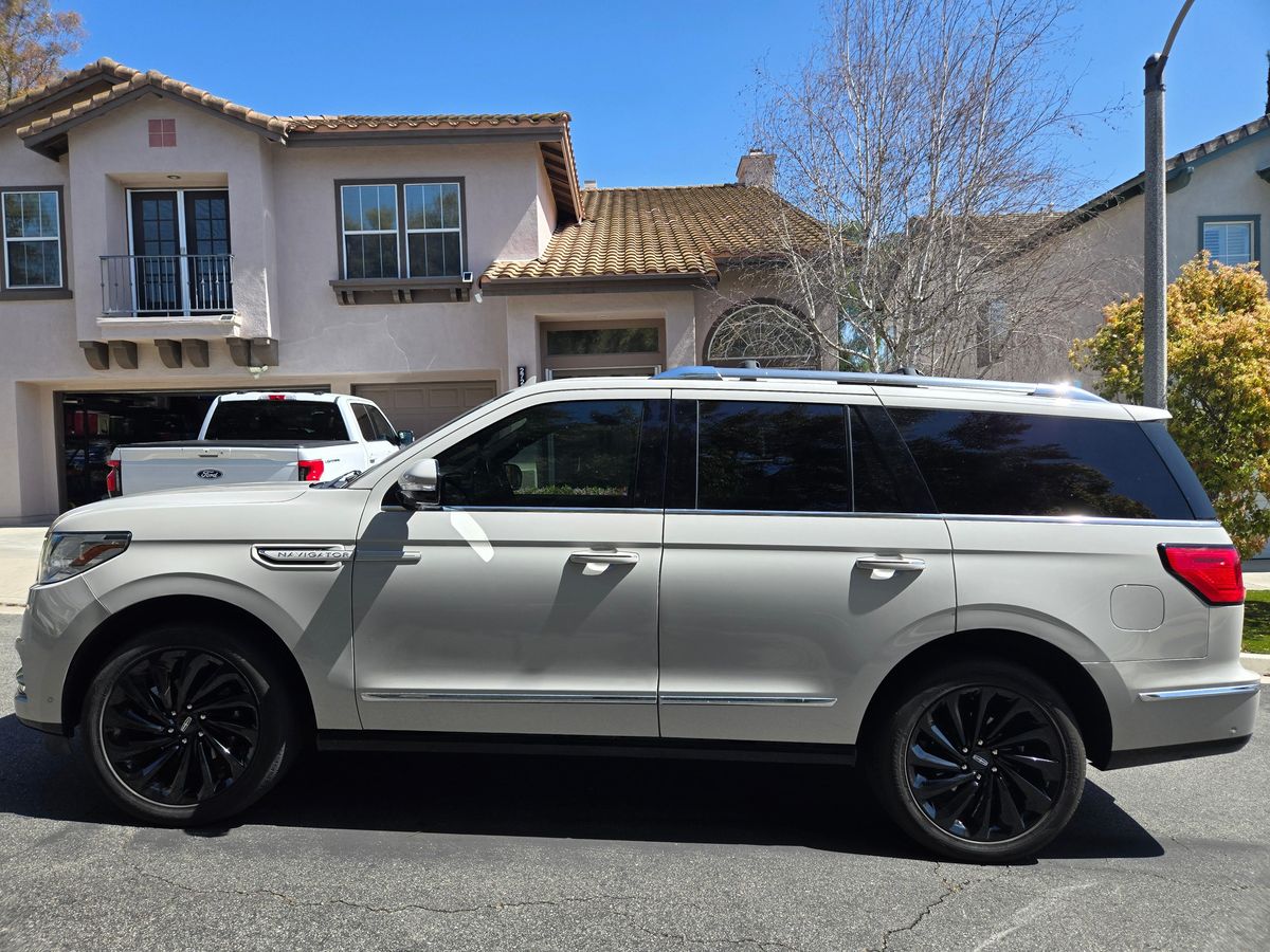 
								Lincoln Navigator 2020 full									