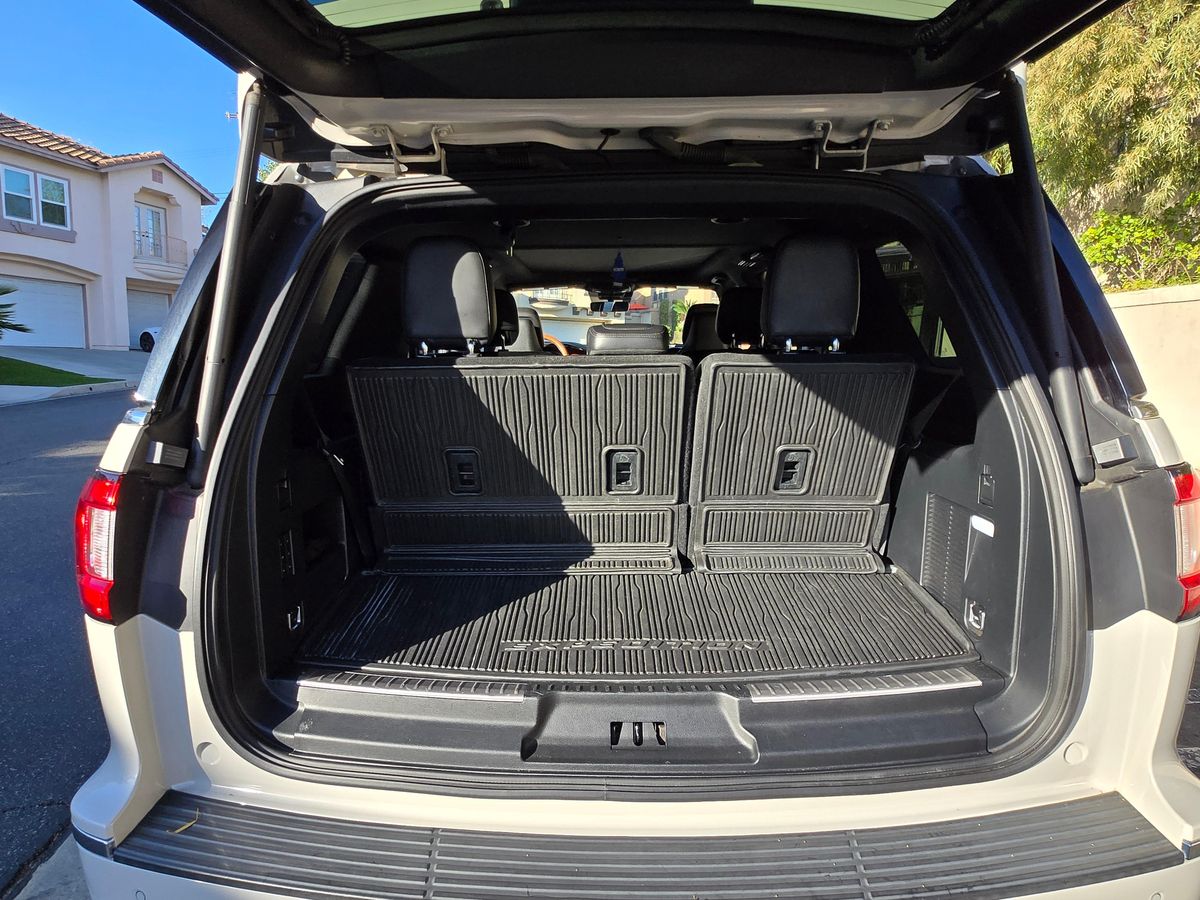 
								Lincoln Navigator 2020 full									