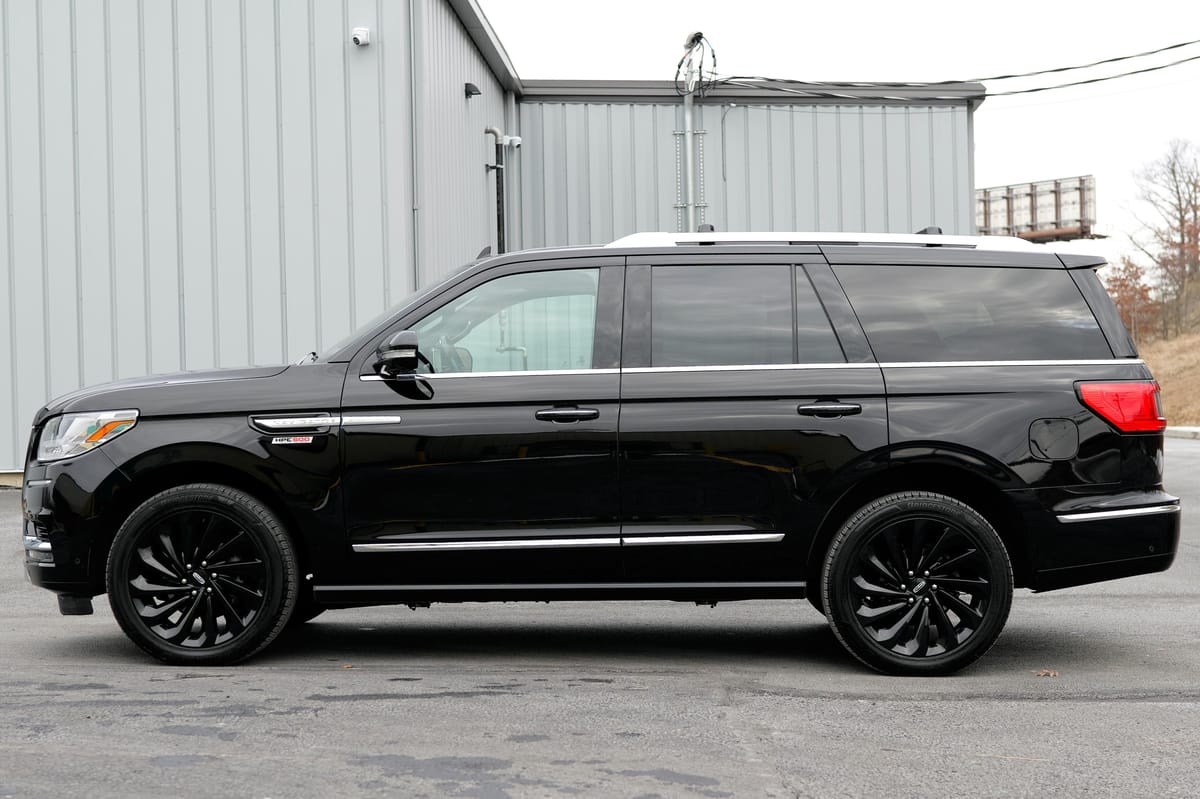 
								Lincoln Navigator 2020 full									