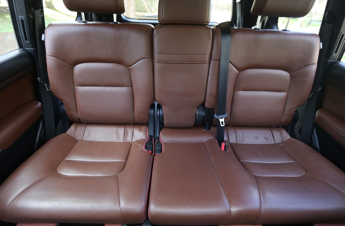 
								Toyota Land Cruiser 2021 full									