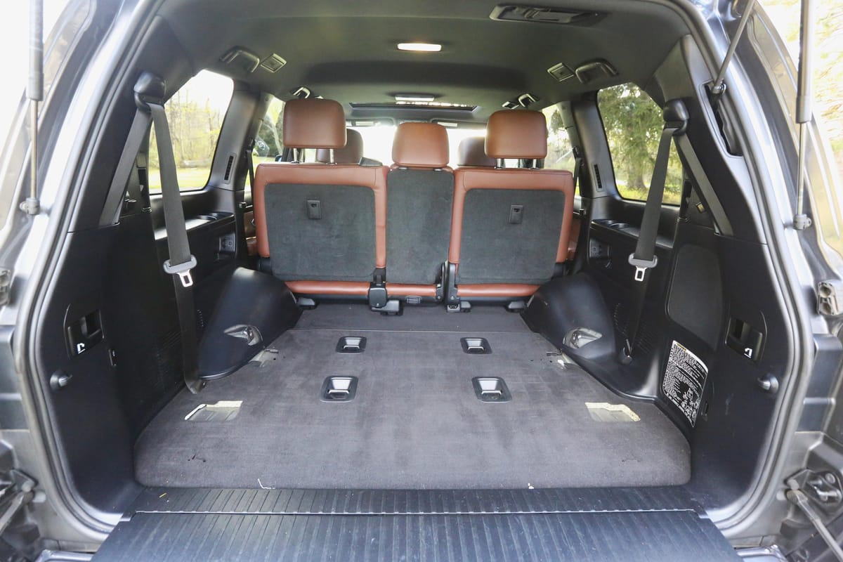 
								Toyota Land Cruiser 2021 full									