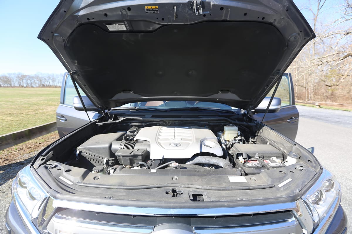 
								Toyota Land Cruiser 2021 full									