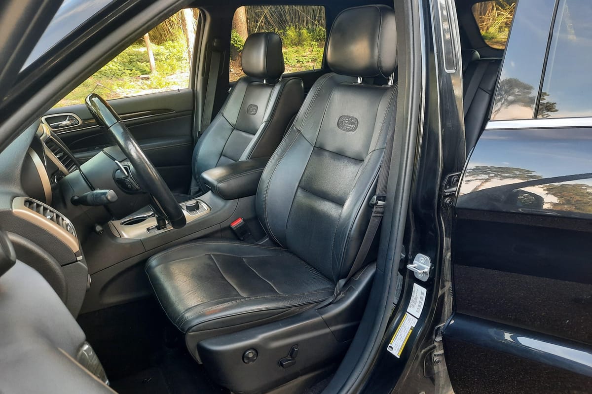 
								Jeep Cherokee 2014 full									