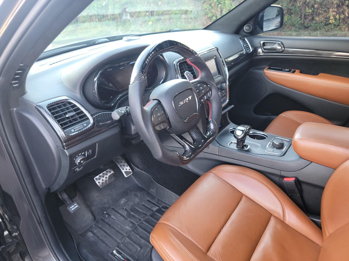 
								Jeep Grand Cherokee 2015 full									