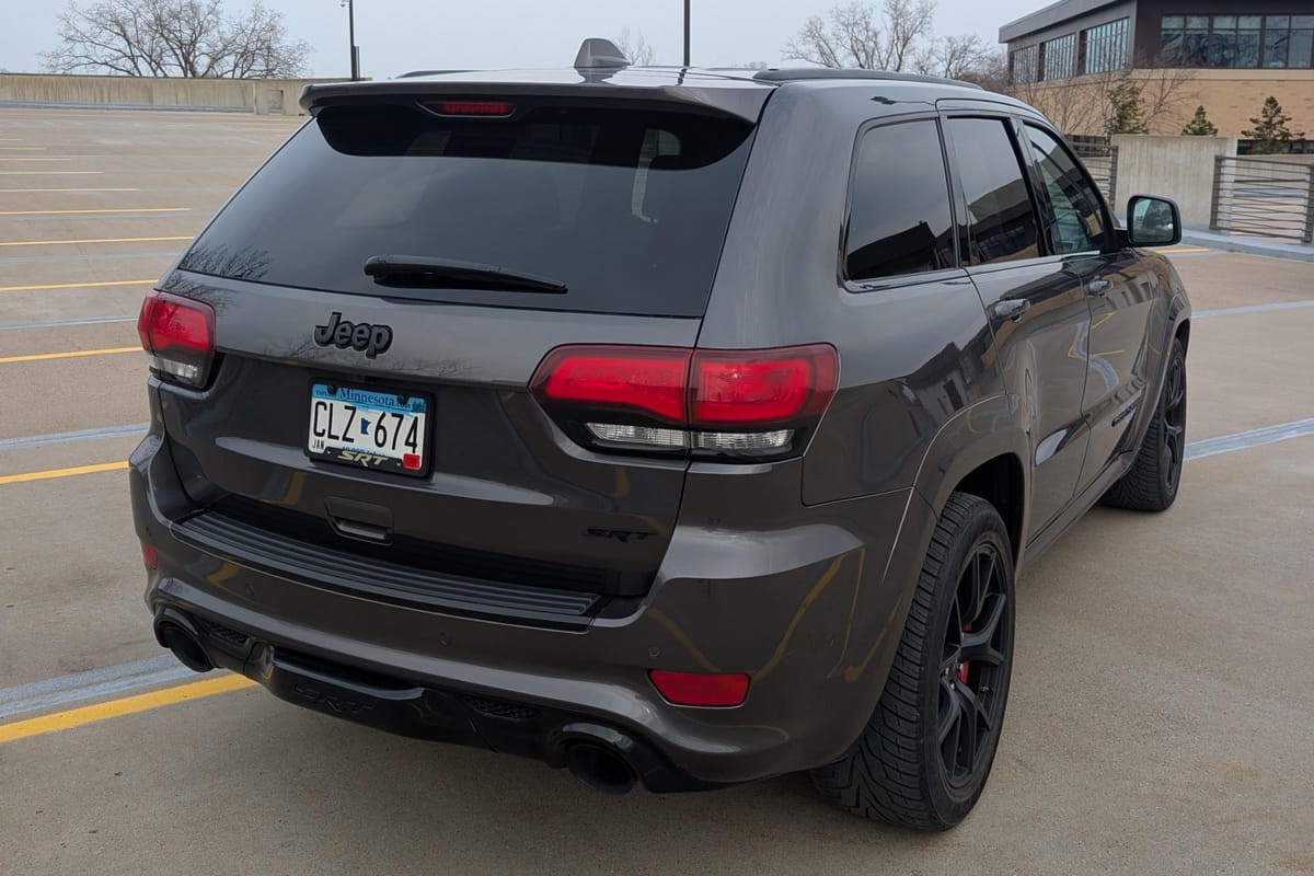 
								Jeep Grand Cherokee 2019 full									