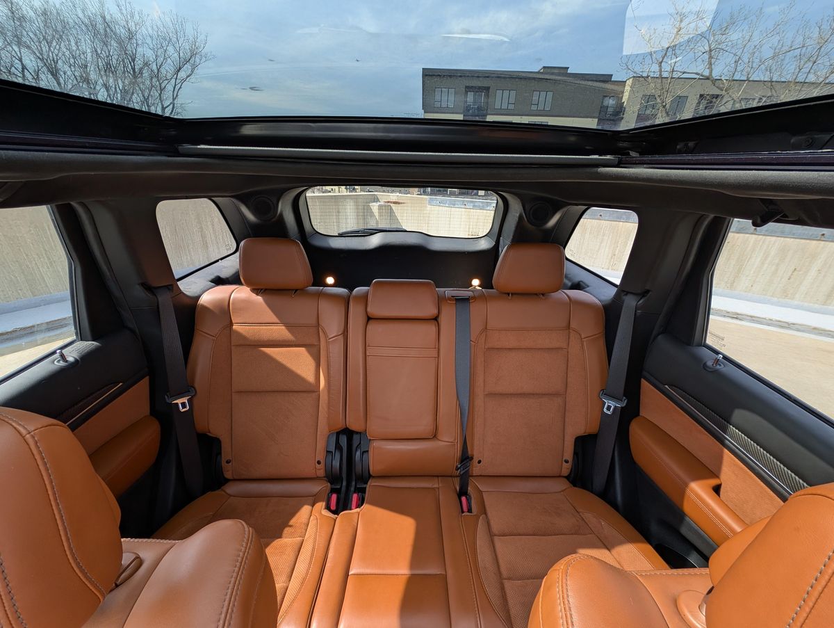 
								Jeep Grand Cherokee 2019 full									