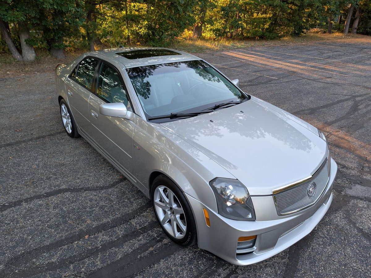 
								Cadillac CTS-V 2005 full									