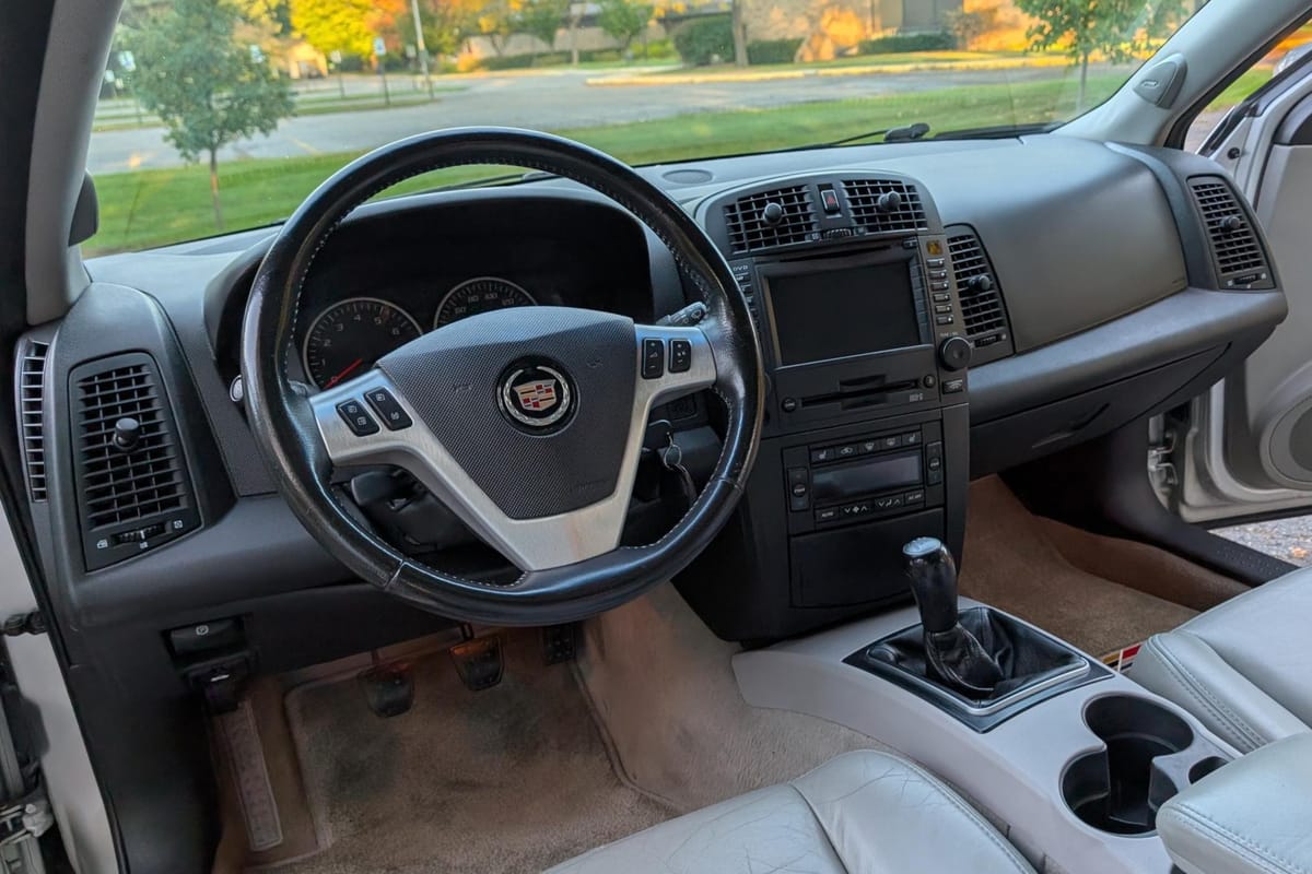 
								Cadillac CTS-V 2005 full									