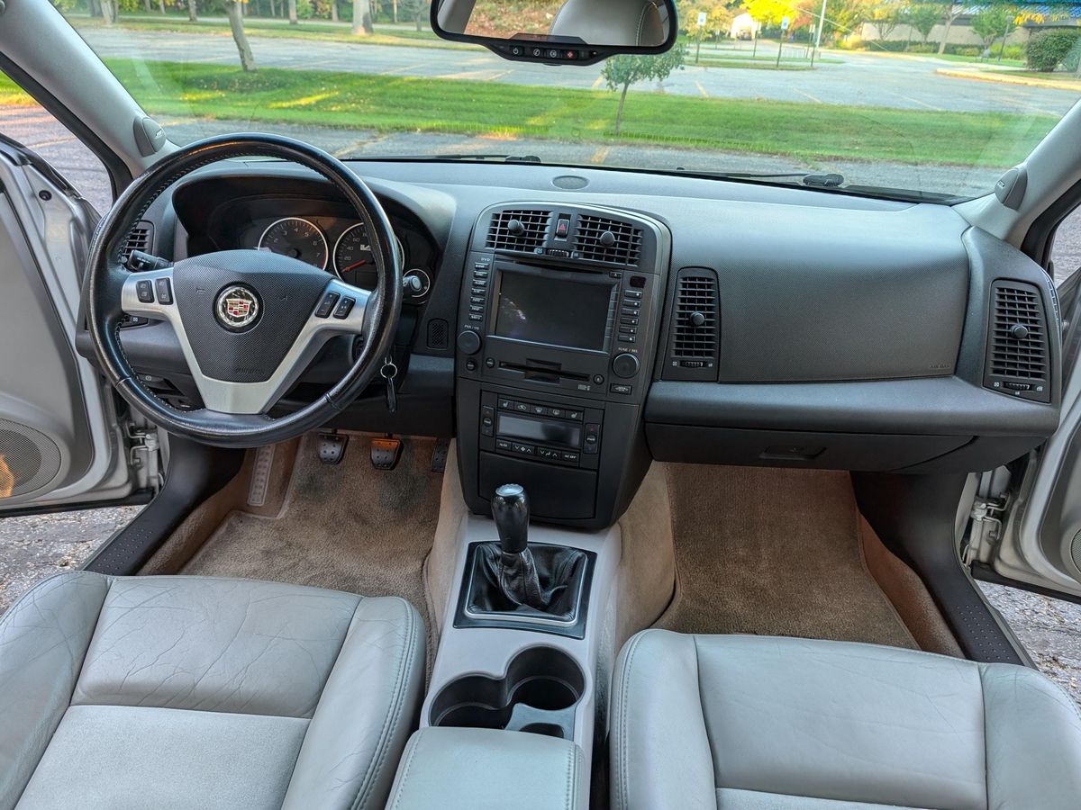 
								Cadillac CTS-V 2005 full									