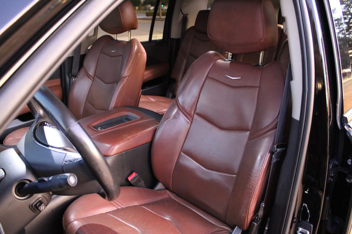 
								Cadillac Escalade 2016 full									