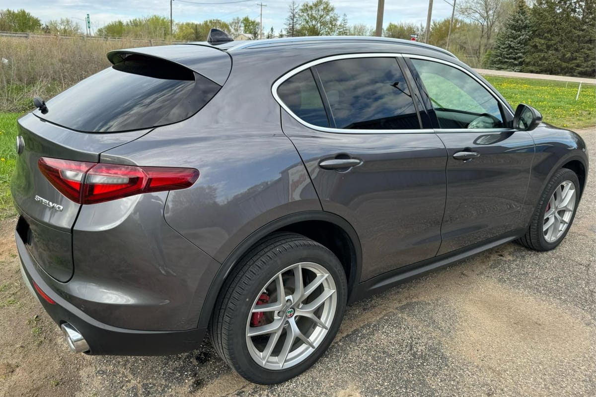 
								Alfa Romeo Stelvio 2018 full									