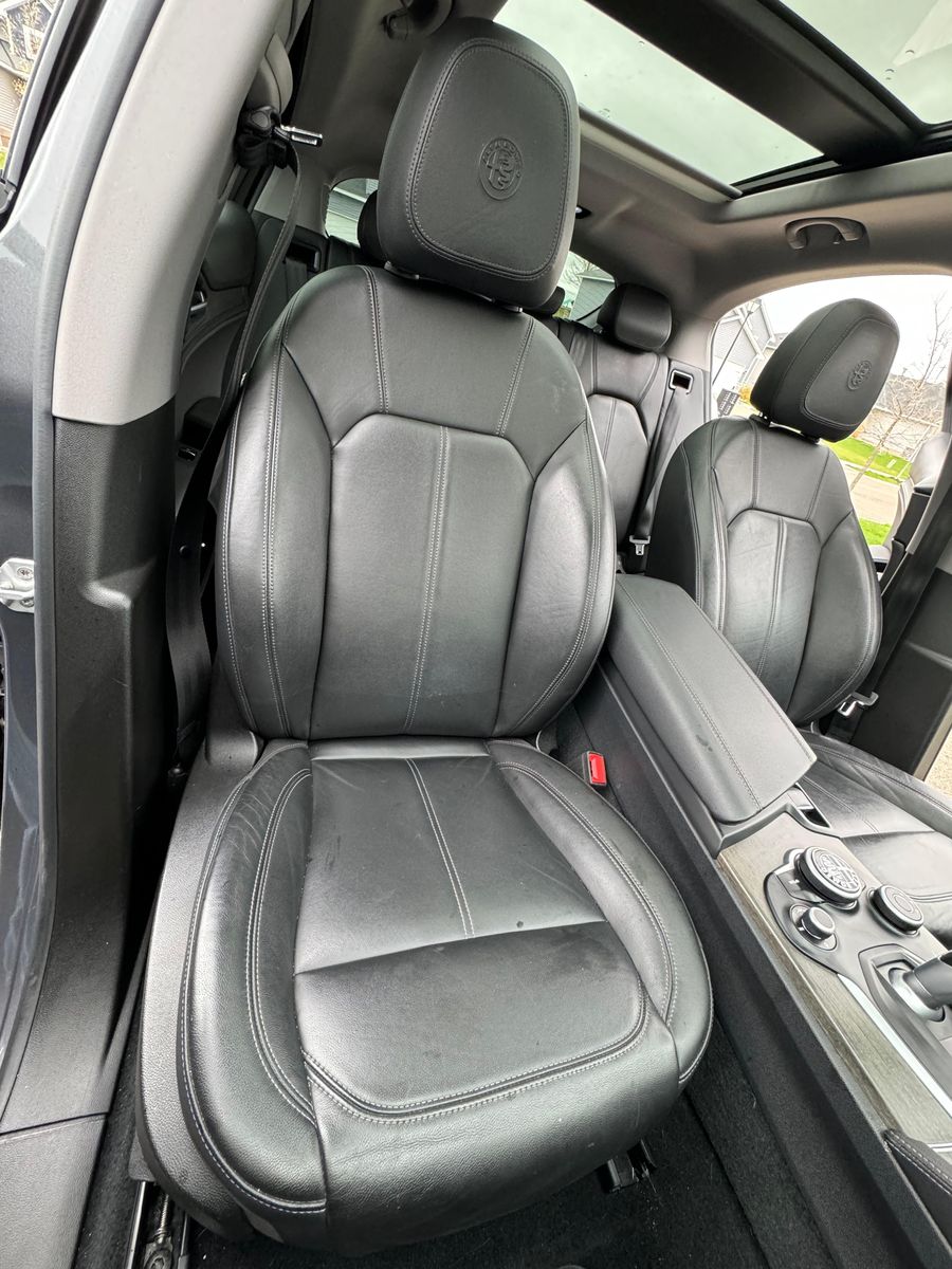 
								Alfa Romeo Stelvio 2018 full									