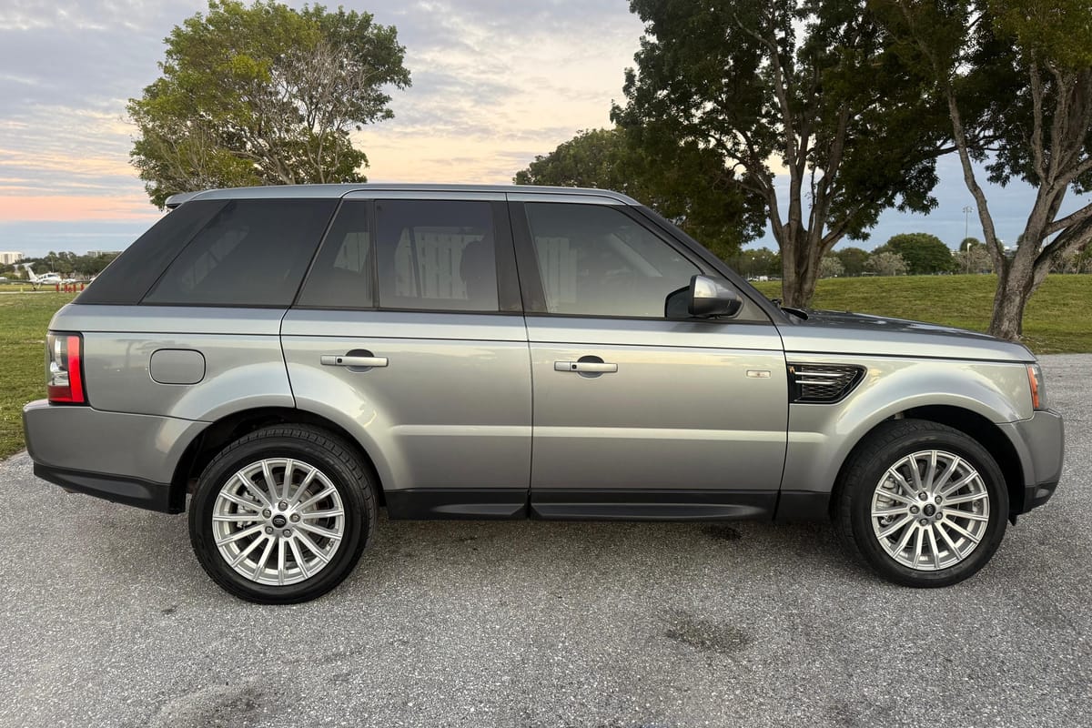 
								Land Rover Range Rover Sport 2013 full									