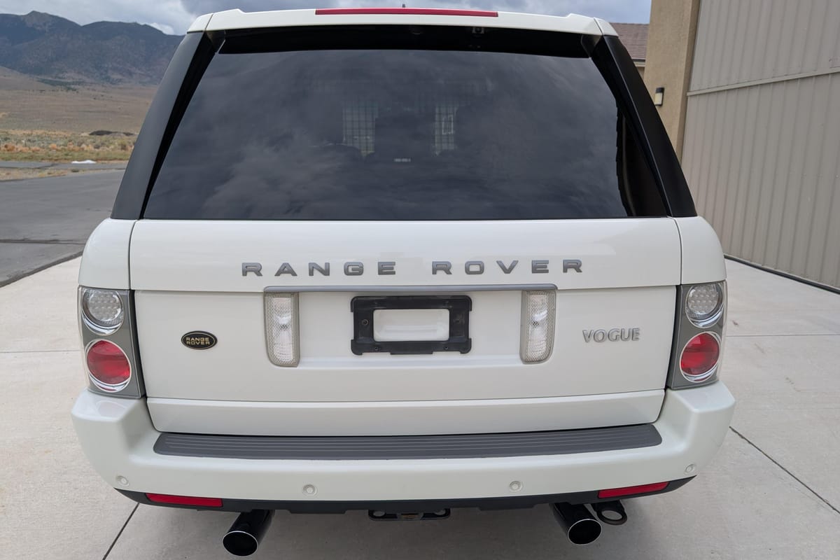 
								Land Rover Range Rover 2010 full									