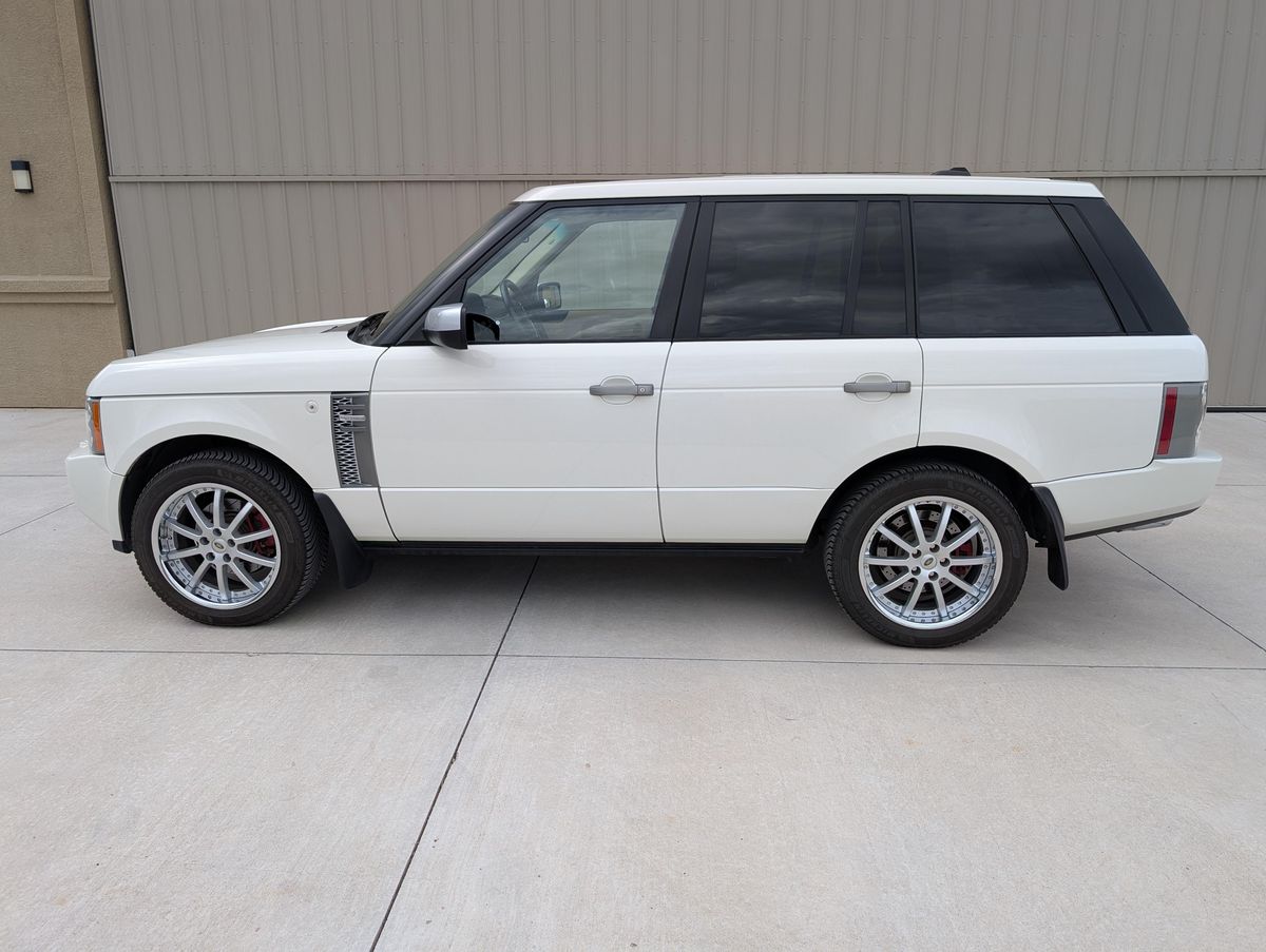
								Land Rover Range Rover 2010 full									