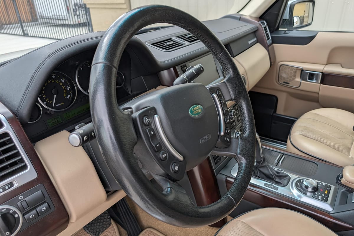 
								Land Rover Range Rover 2010 full									