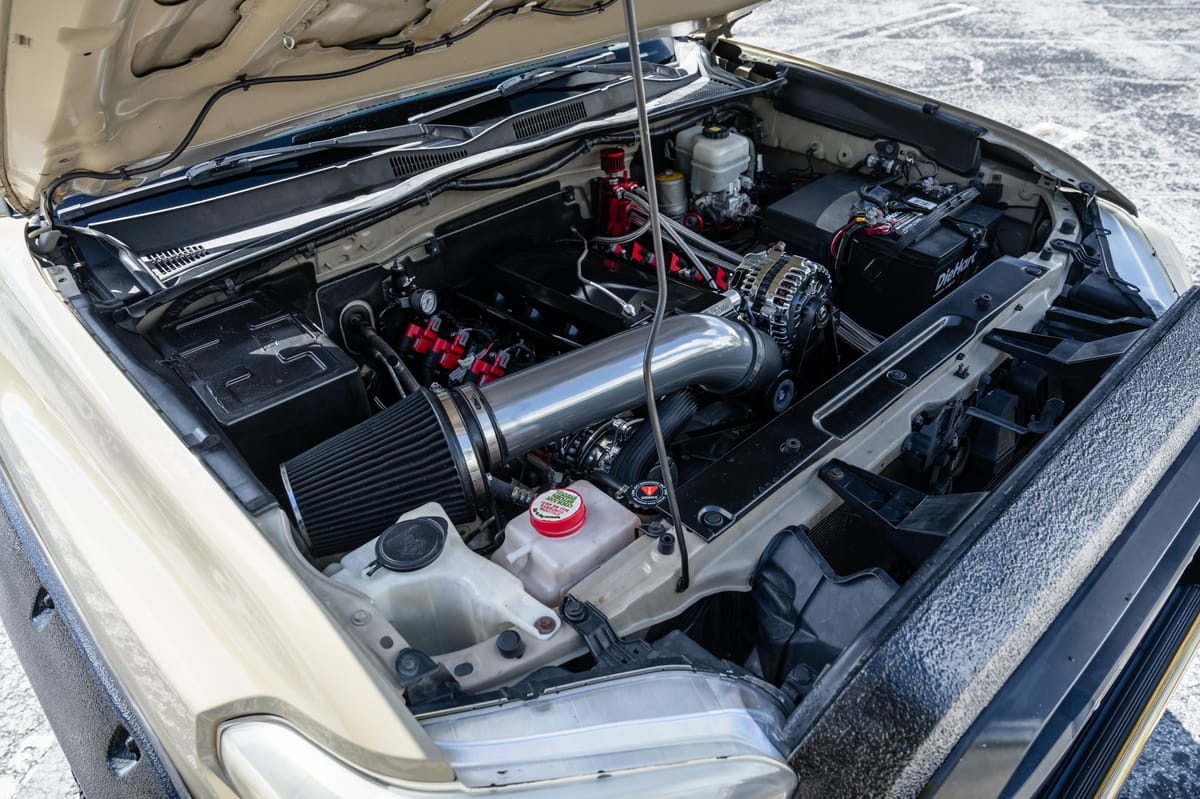 
								Toyota 4Runner 2017 full									