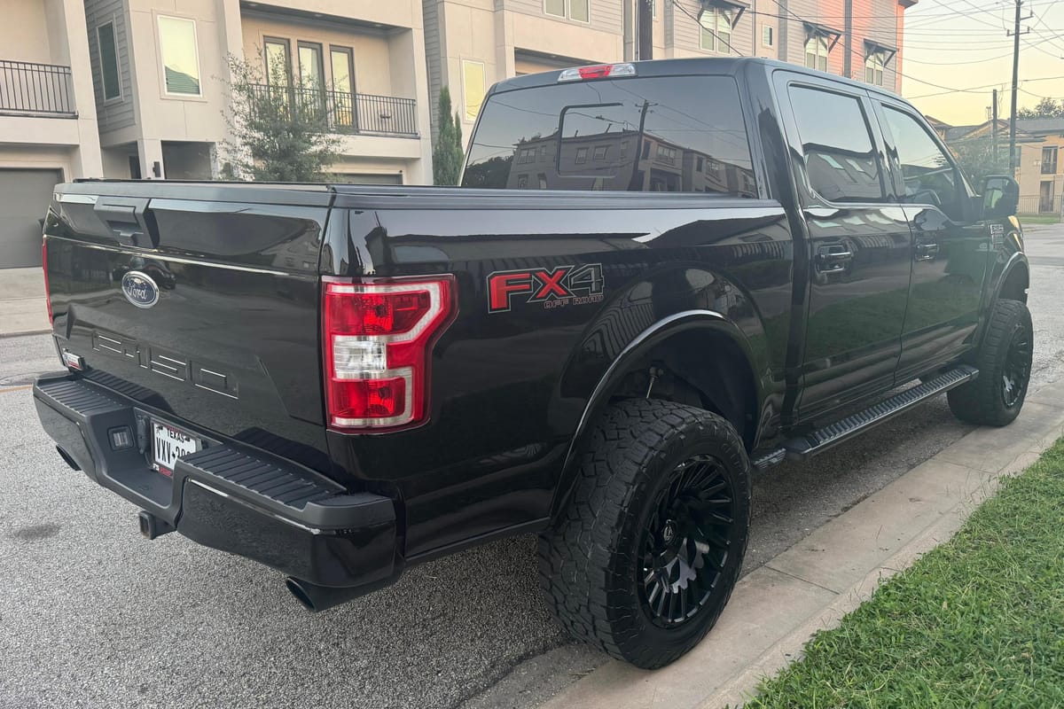 
								Ford F-150 2020 full									