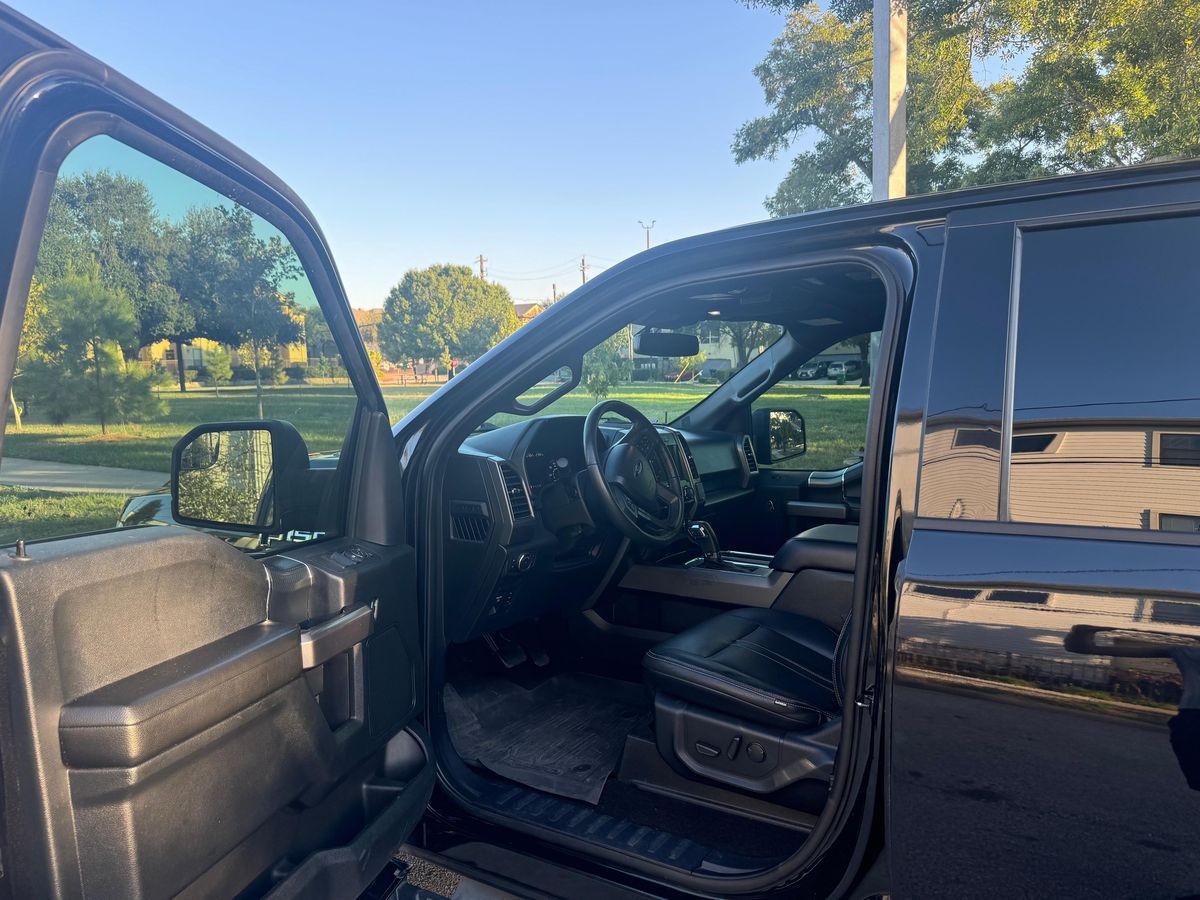 
								Ford F-150 2020 full									