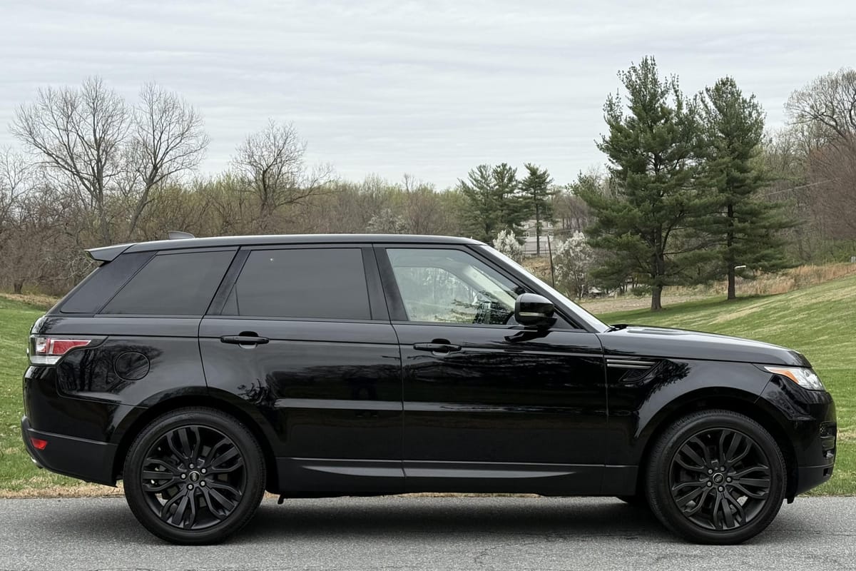 
								Land Rover Range Rover Sport 2017 full									