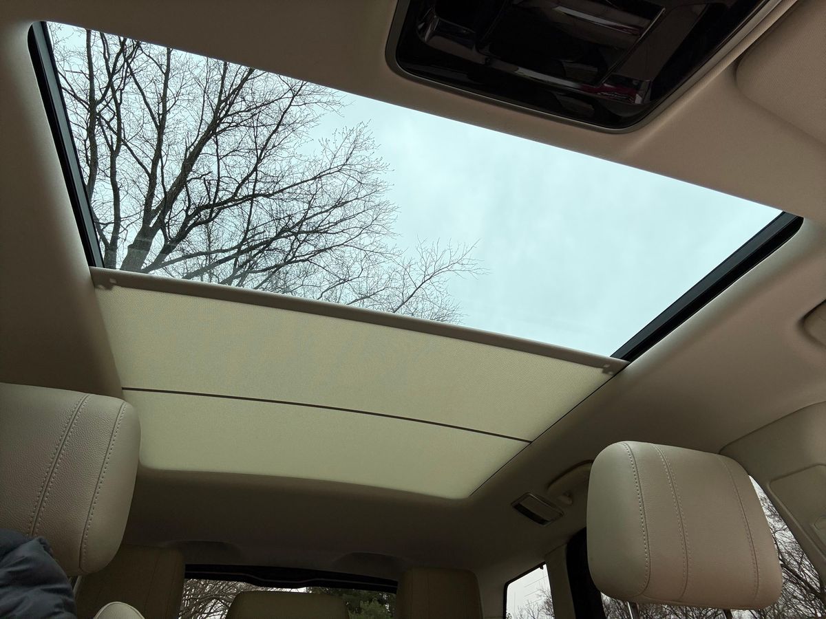 
								Land Rover Range Rover Sport 2017 full									