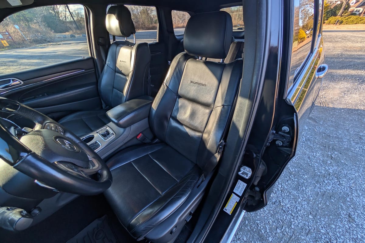 
								Jeep Grand Cherokee 2016 full									